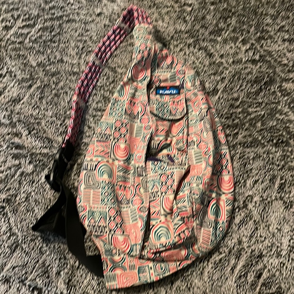 lacy shoulder bag almost new